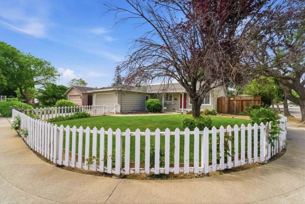 MLS #ML82041300 image #1