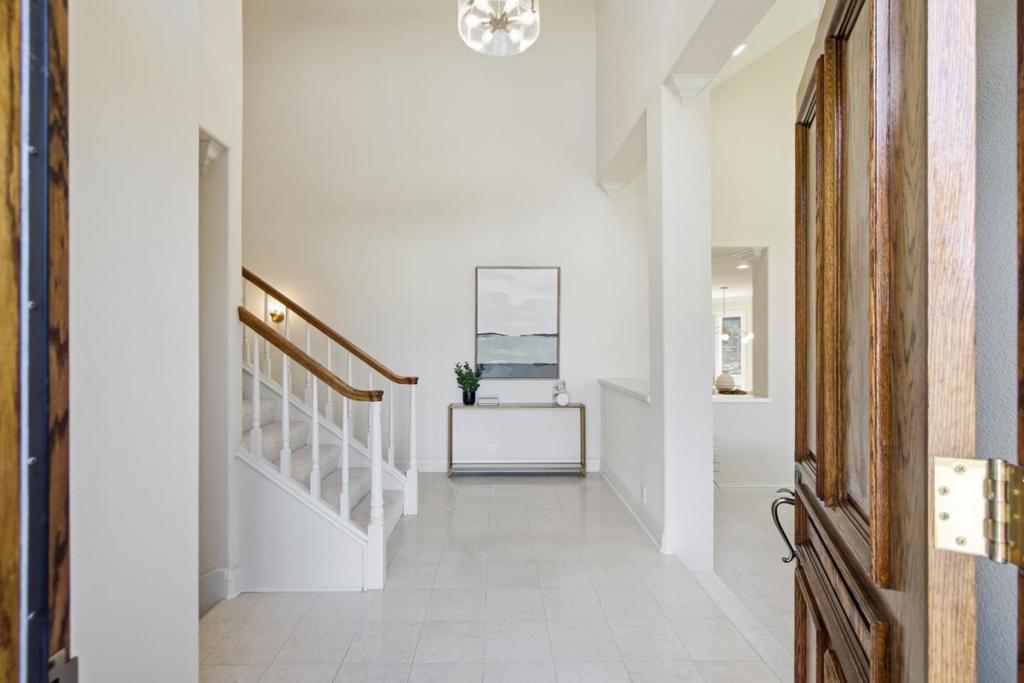 MLS #ML82041433 image #2