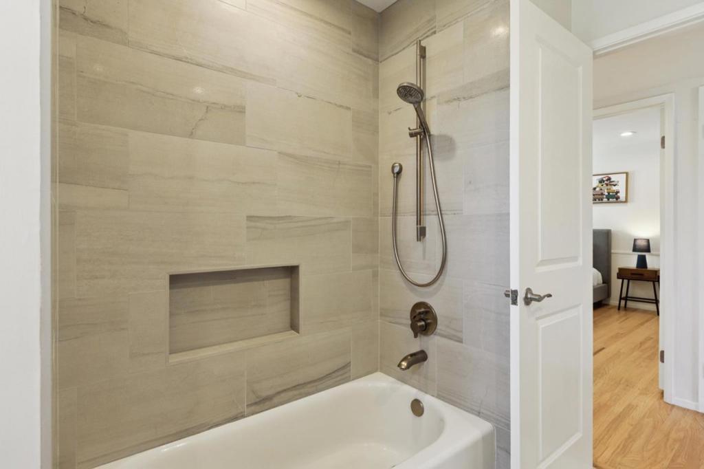 MLS #ML82041570 image #24