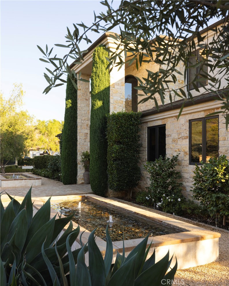 MLS #NP25281207 image #2