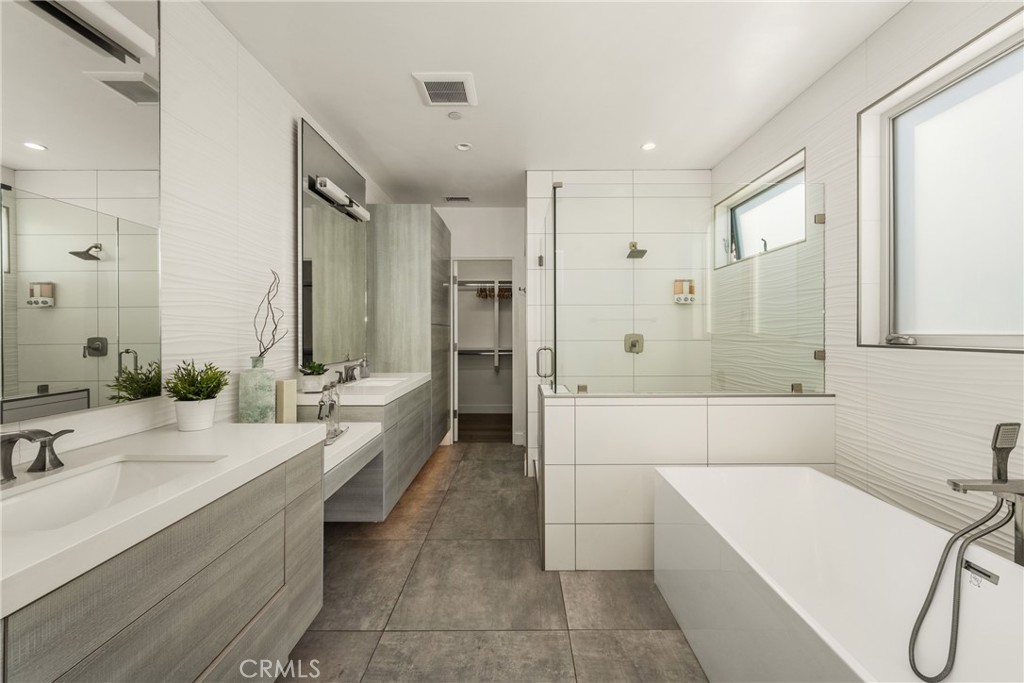 MLS #NP26023288 image #32