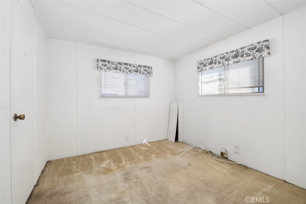 MLS #NP26041123 image #10