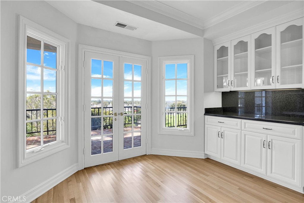 MLS #NP26047865 image #16