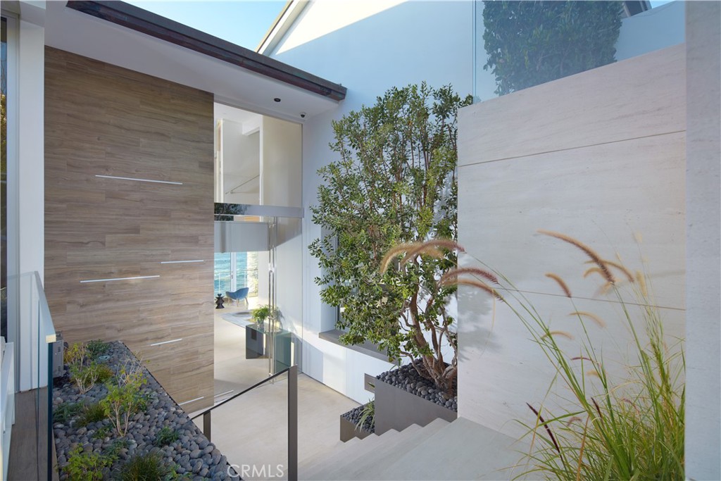 MLS #NP26059402 image #2