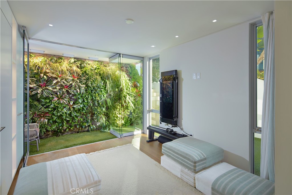 MLS #NP26059402 image #25