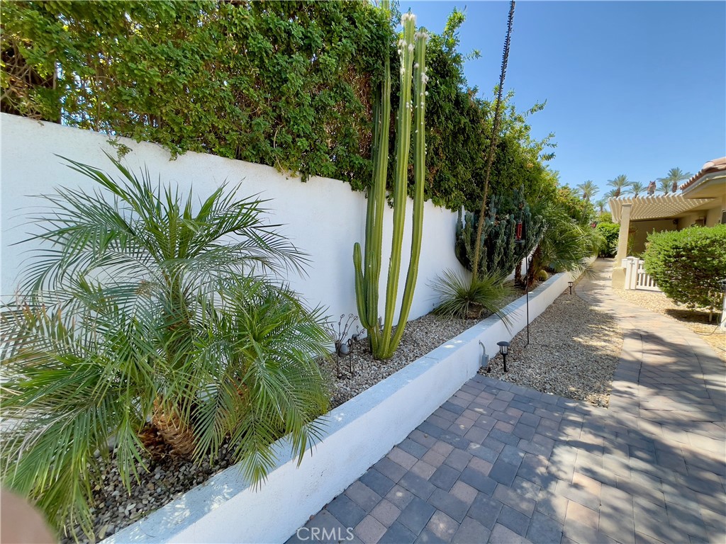 MLS #OC22173569 image #24