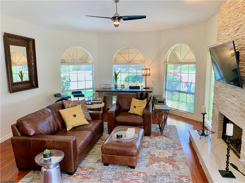 MLS #OC22173569 image #3