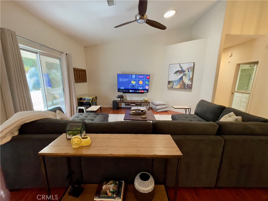 MLS #OC22173569 image #8