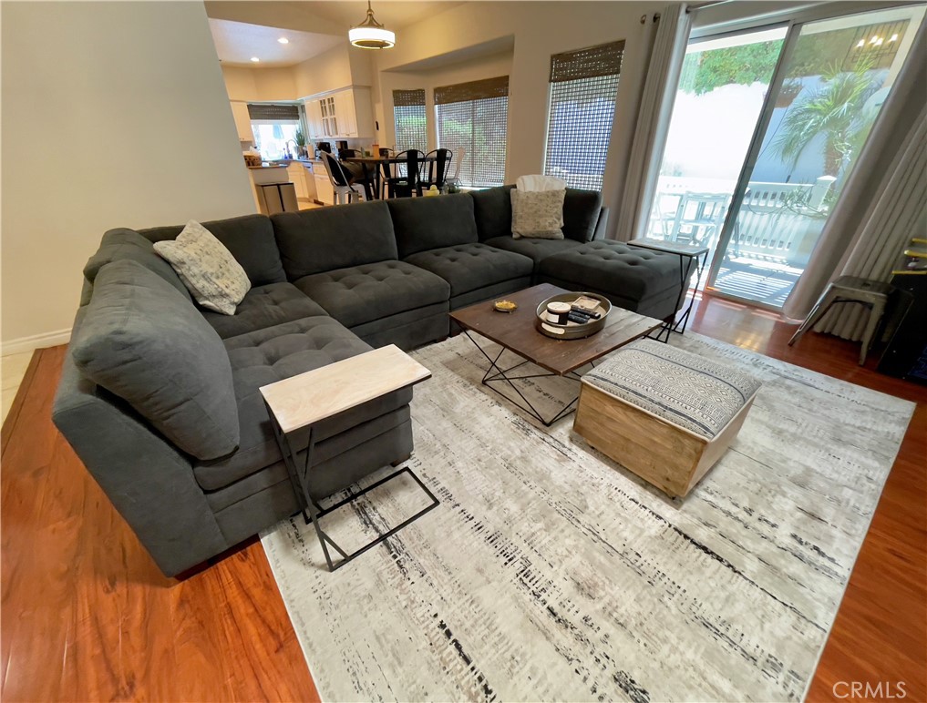 MLS #OC22173569 image #9