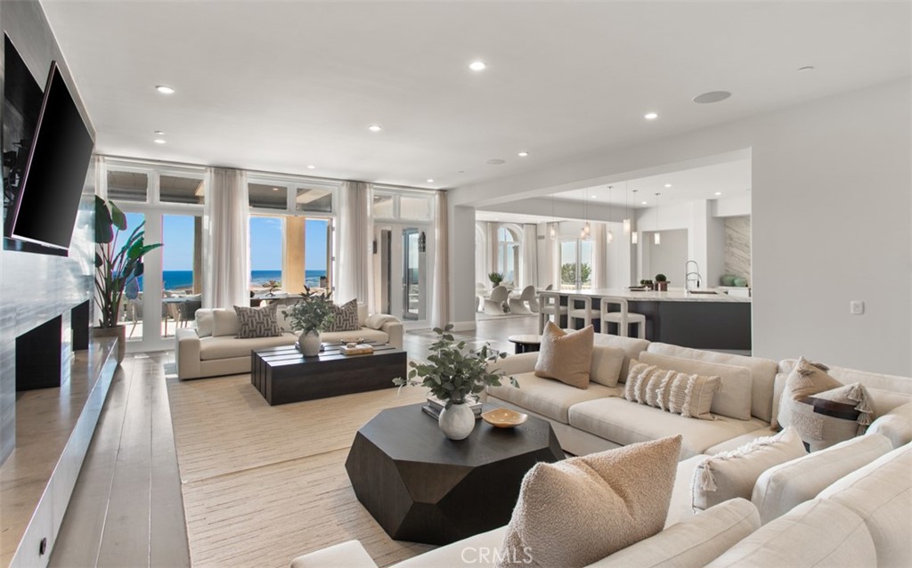 MLS #OC25149384 image #11