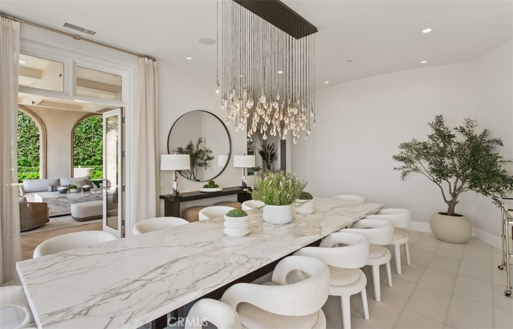 MLS #OC25149384 image #23