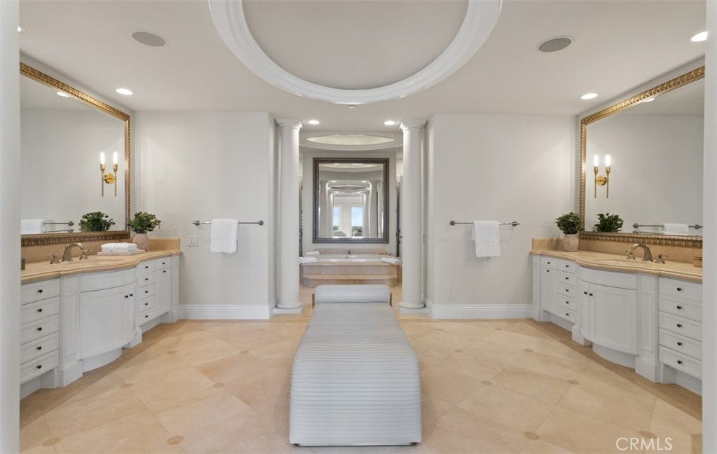 MLS #OC25149384 image #36