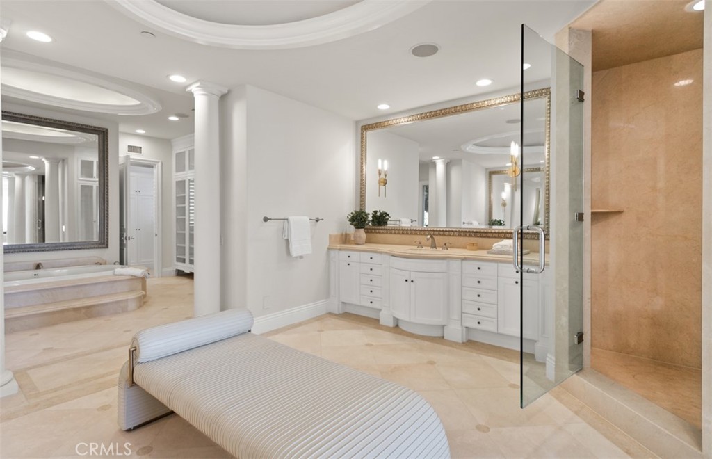 MLS #OC25149384 image #37