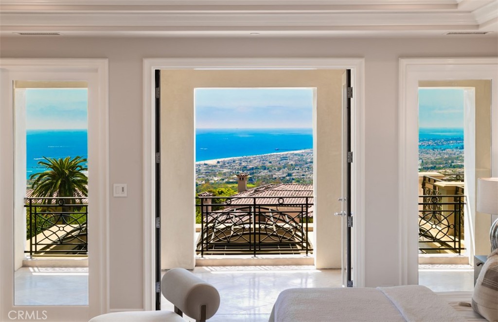 MLS #OC25149384 image #43