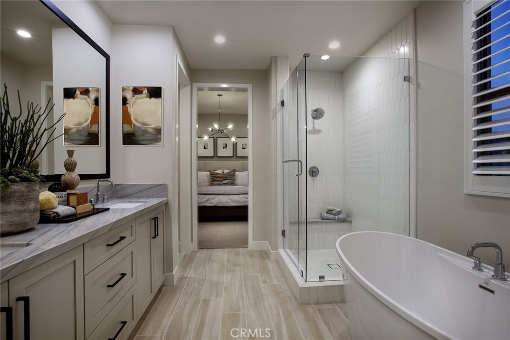 MLS #OC25260036 image #3