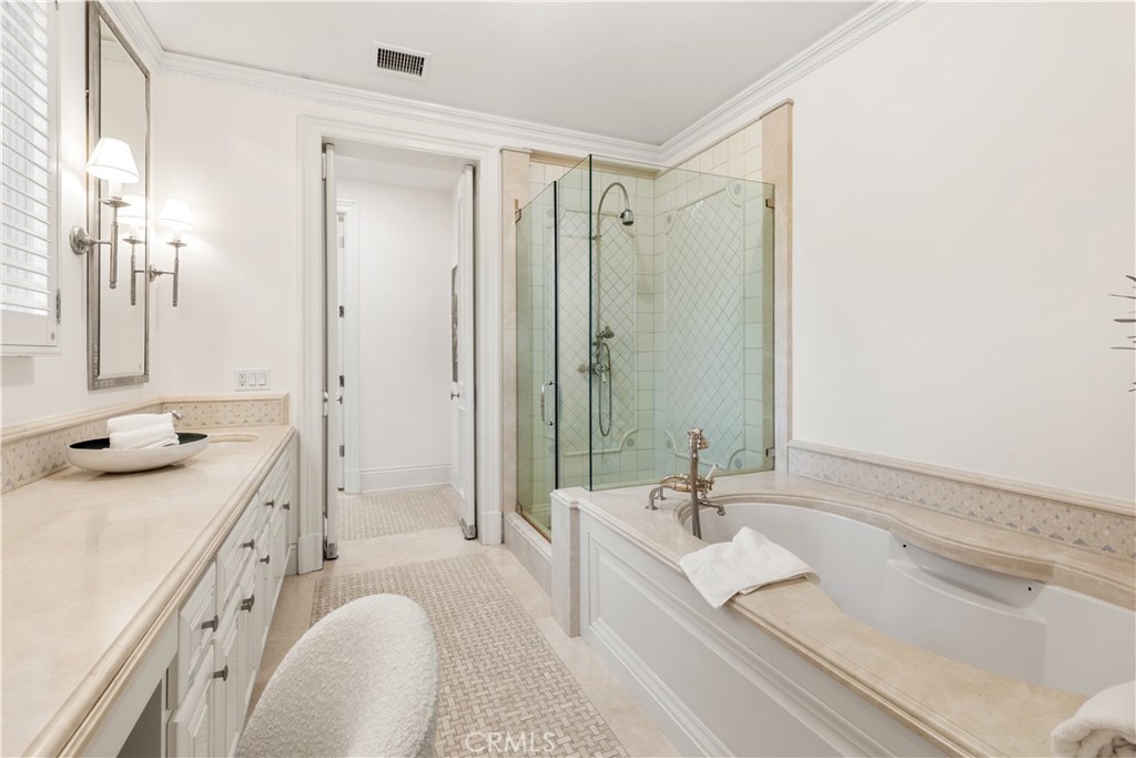 MLS #OC25263171 image #20