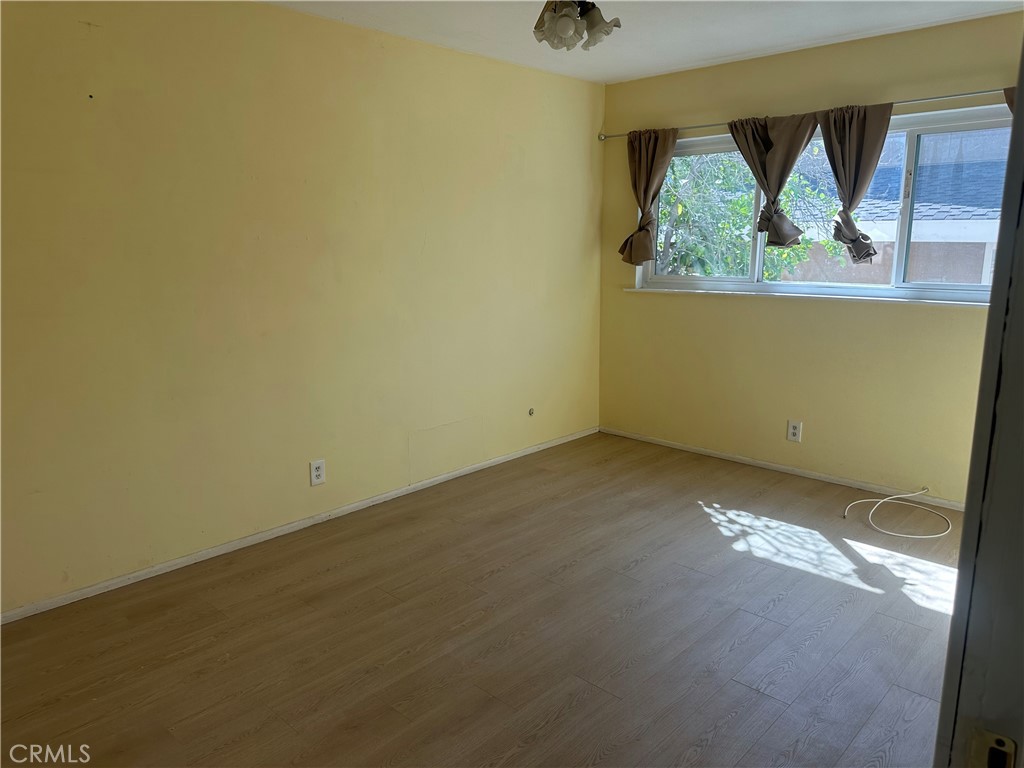 MLS #OC25270697 image #13