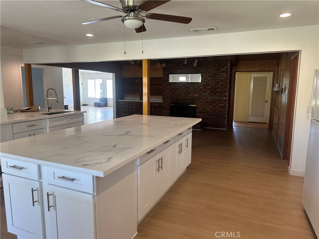 MLS #OC25270697 image #21