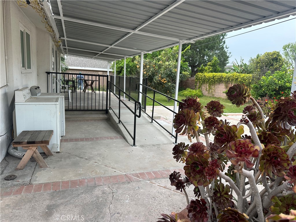 MLS #OC25270697 image #27