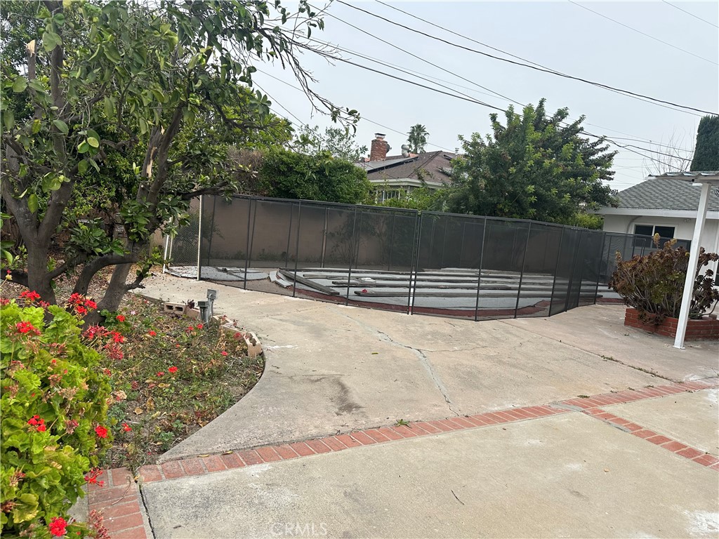 MLS #OC25270697 image #33