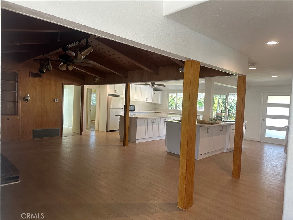 MLS #OC25270697 image #8