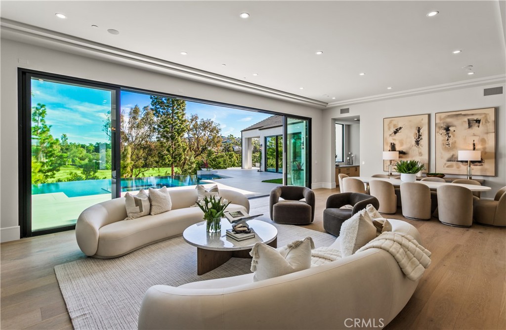 MLS #OC26007766 image #6