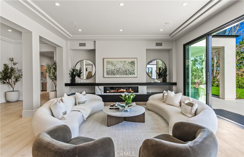 MLS #OC26007766 image #9