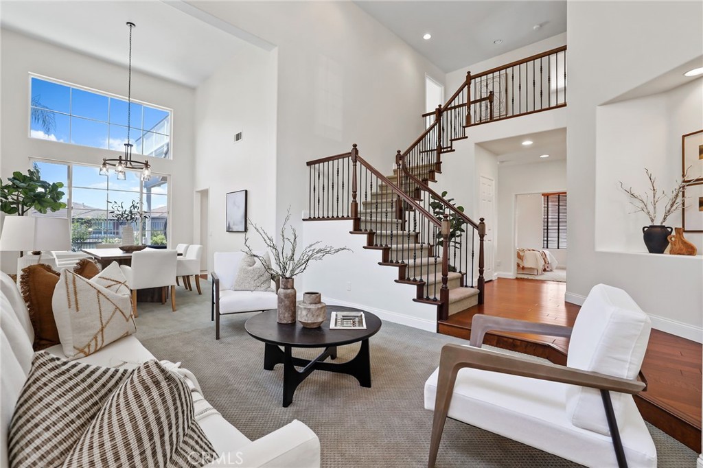 MLS #OC26018426 image #2