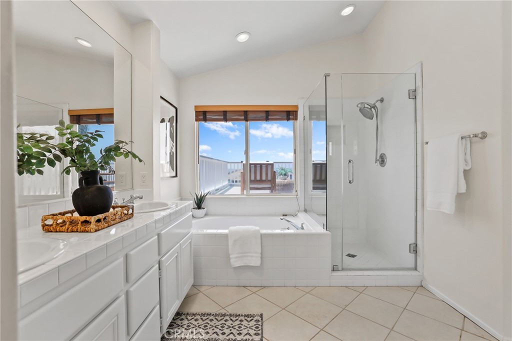 MLS #OC26018426 image #36