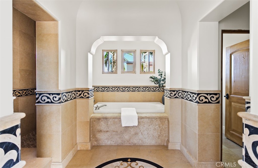 MLS #OC26018594 image #39