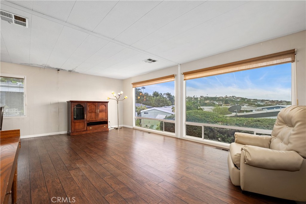 MLS #OC26027920 image #3