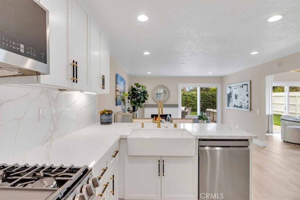 MLS #OC26030964 image #12