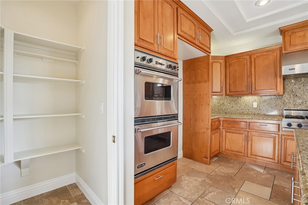 MLS #OC26032331 image #14