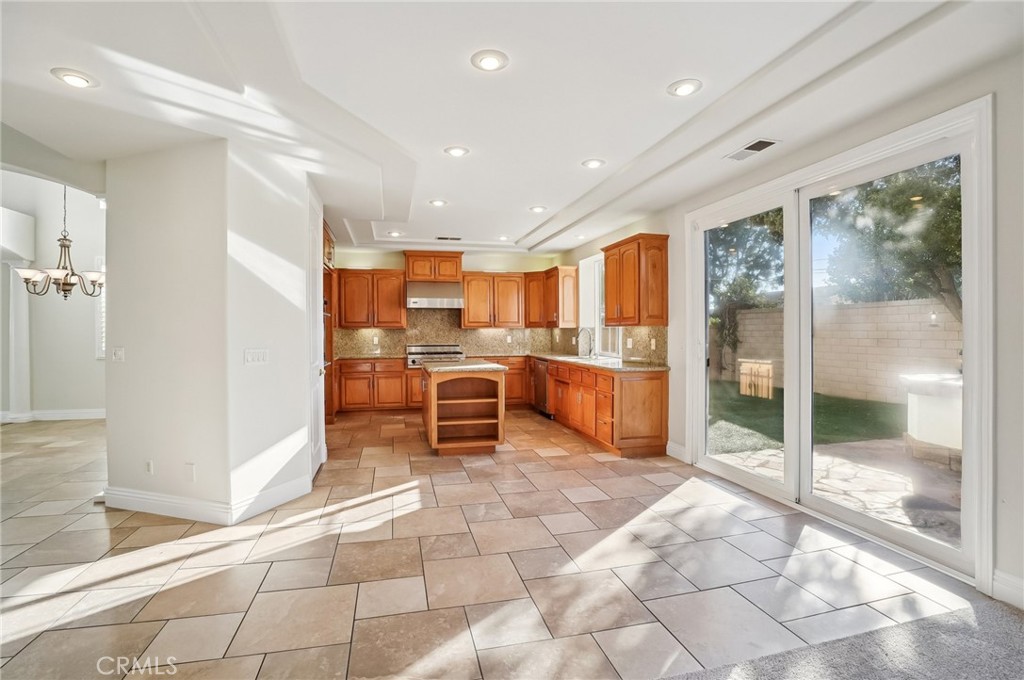 MLS #OC26032331 image #9