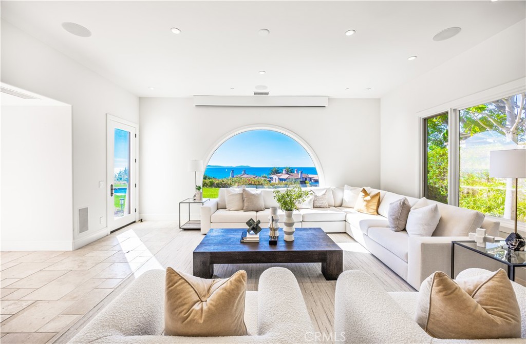 MLS #OC26035207 image #12