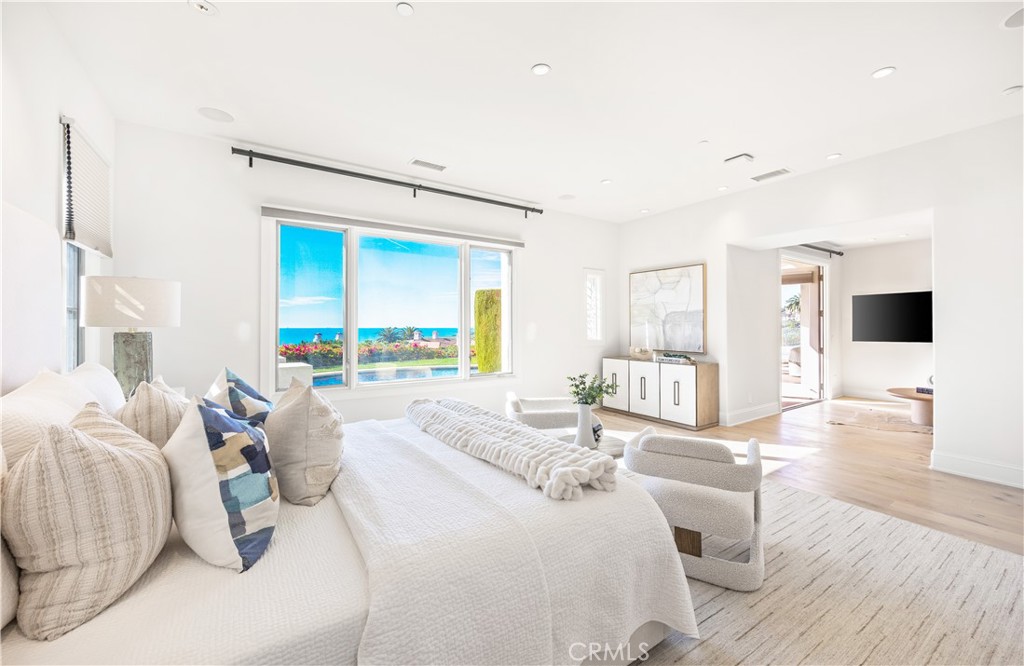 MLS #OC26035207 image #24