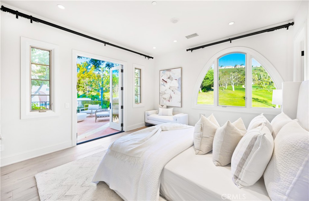 MLS #OC26035207 image #37