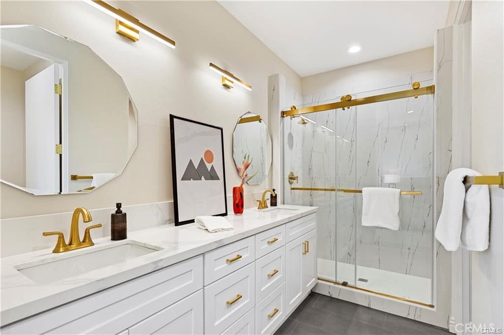 MLS #OC26049866 image #1