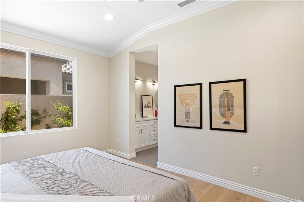 MLS #OC26049866 image #9