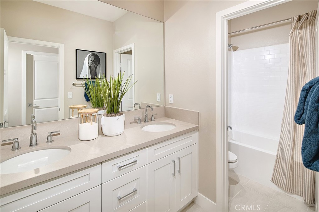 MLS #OC26051622 image #23