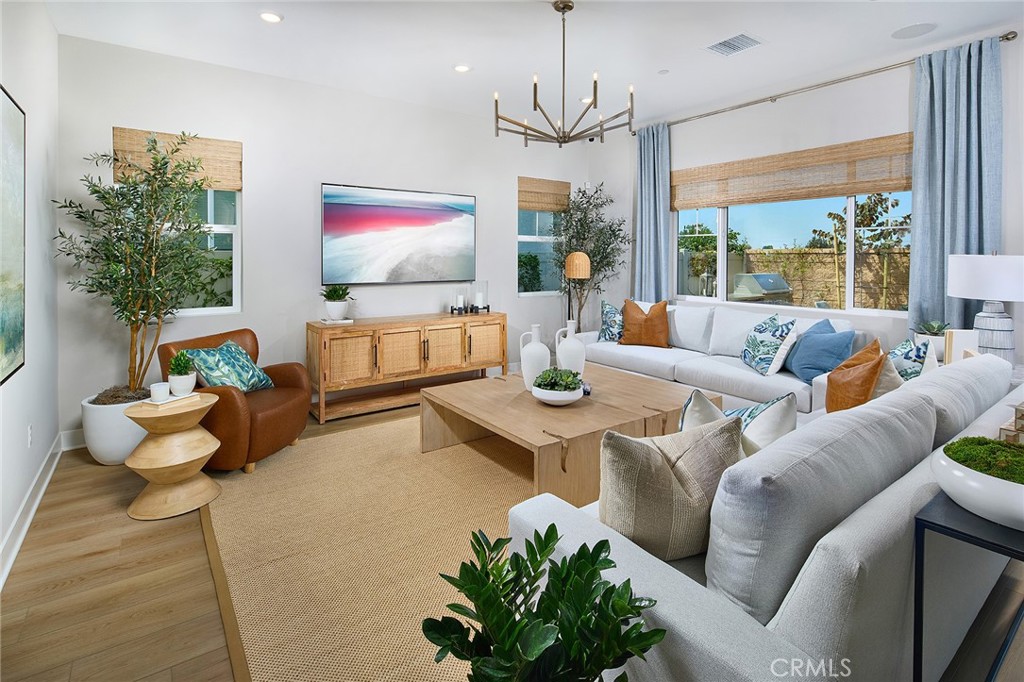 MLS #OC26051622 image #5