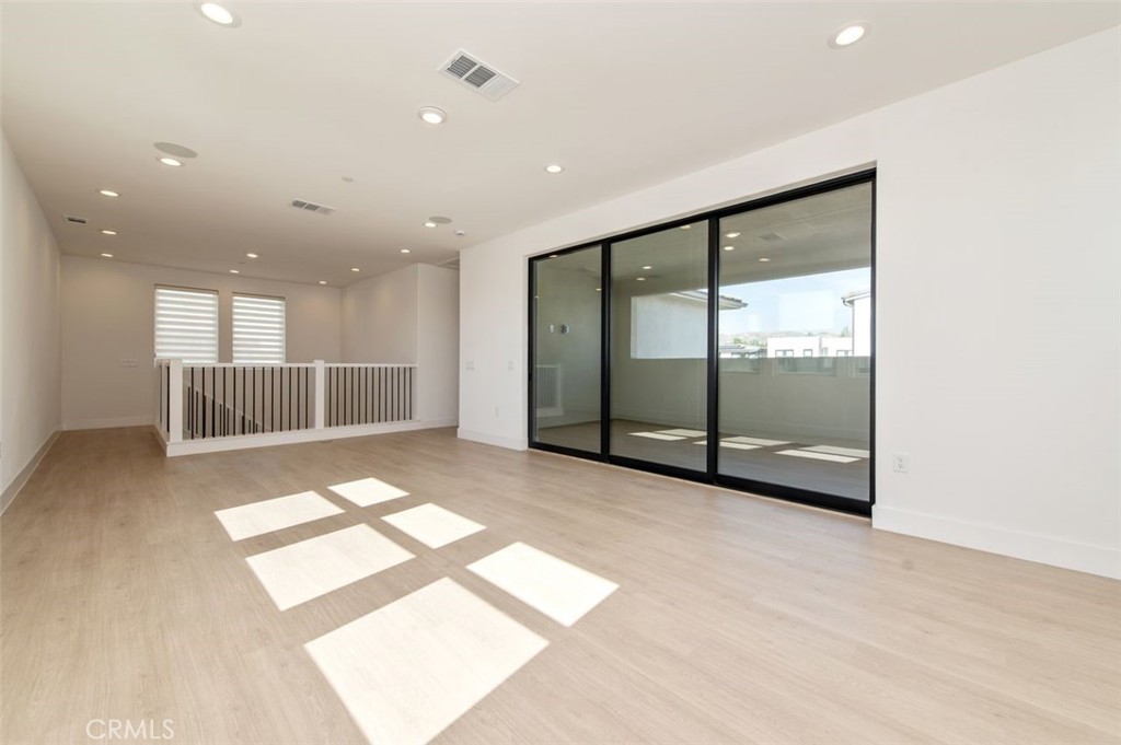 MLS #OC26066355 image #11