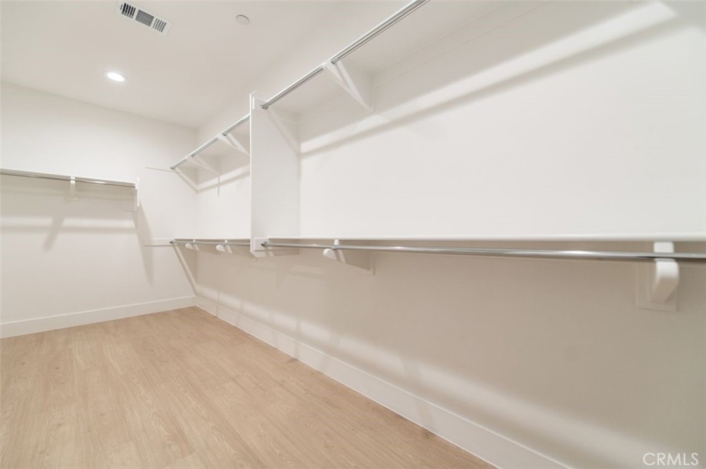 MLS #OC26066355 image #9