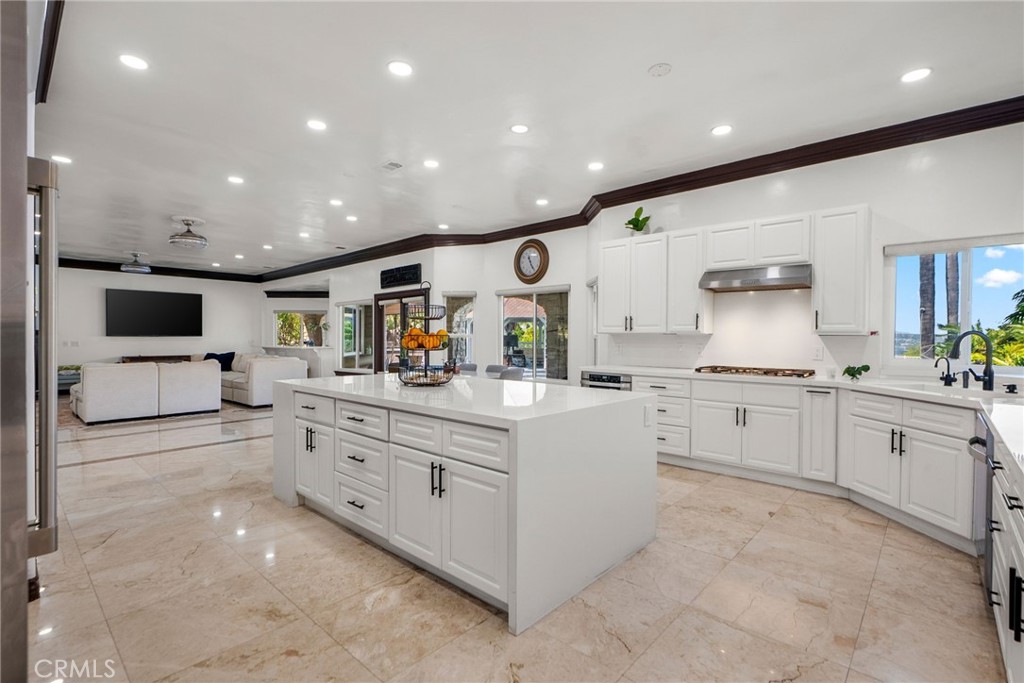 MLS #OC26067702 image #22