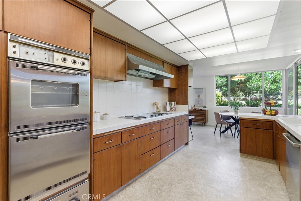 MLS #OC26068706 image #10