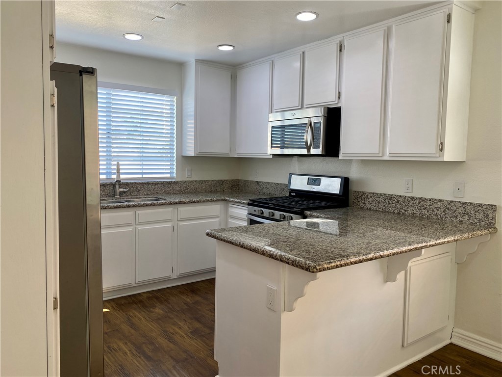 MLS #OC26072468 image #1