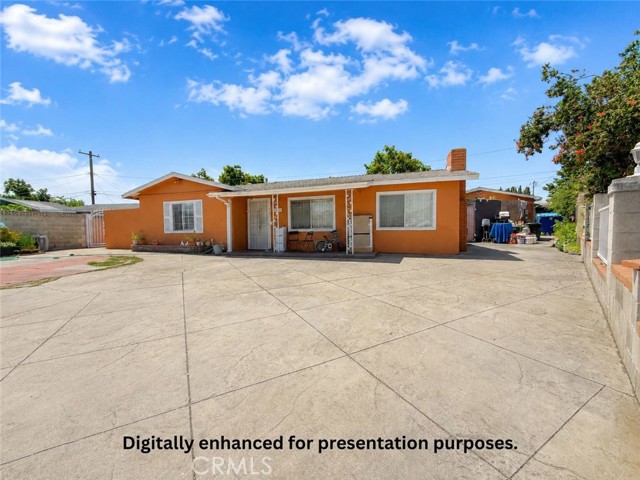 MLS #OC26162381 image #0