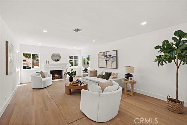 MLS #OC26174490 image #0