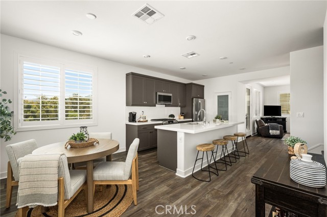 MLS #OC26195095 image #0