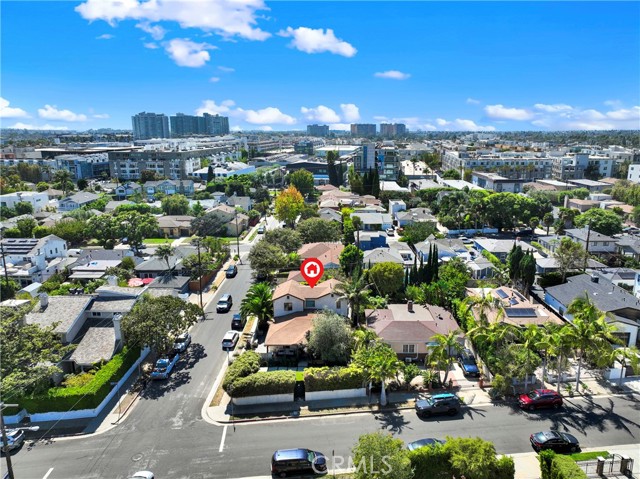 MLS #OC26200380 image #0